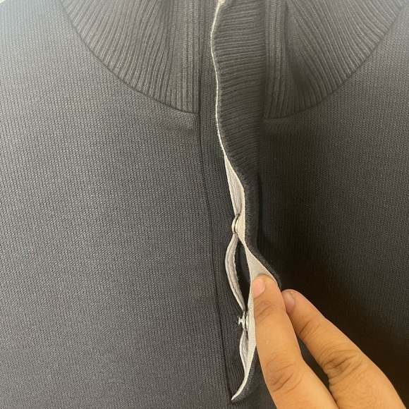 Hugo Boss Sweater - Picture 4 of 5